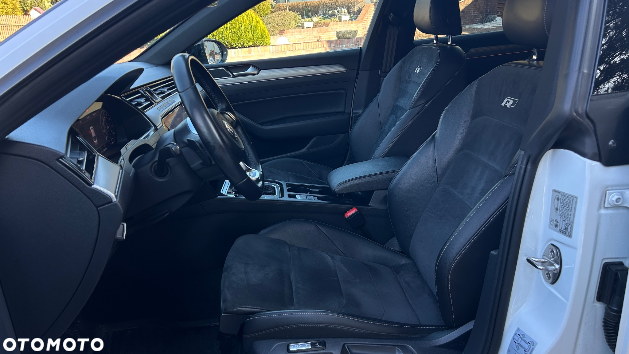 Volkswagen Arteon 2.0 TSI R-Line DSG - 9