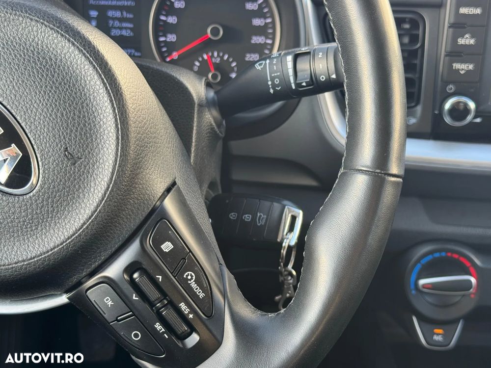 Kia Stonic - 15
