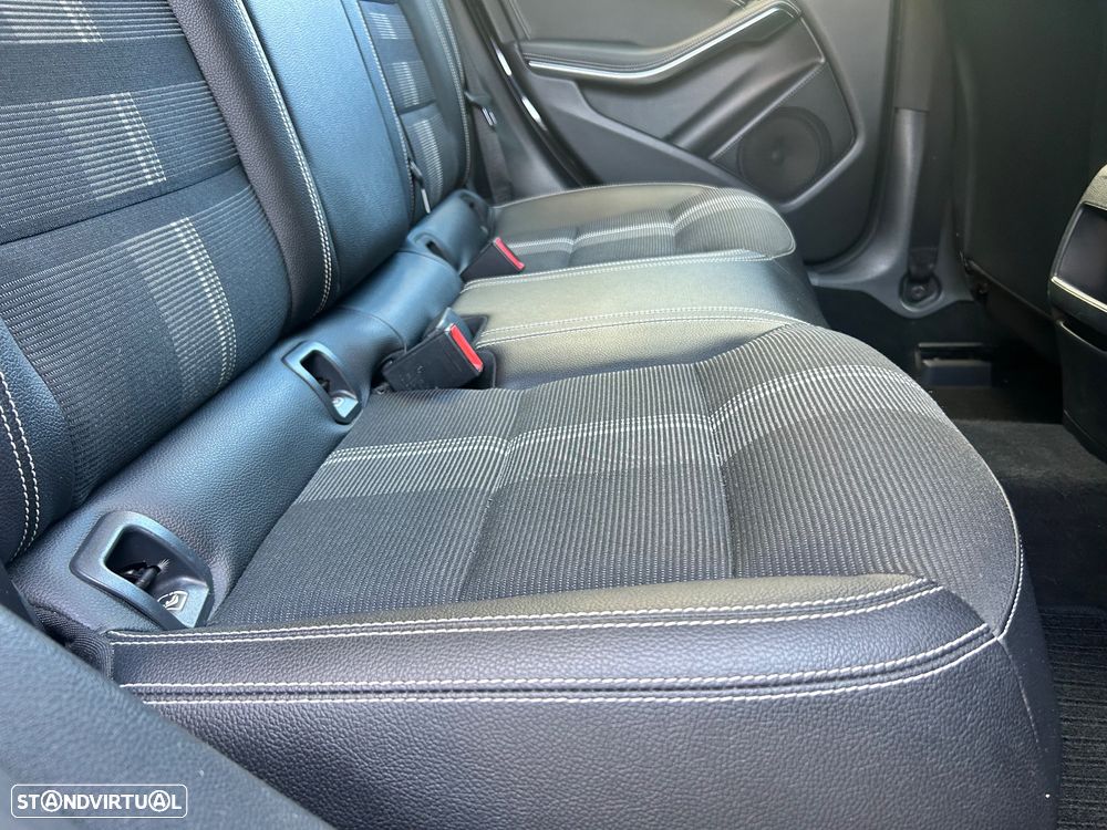 Mercedes-Benz CLA 180 d Shooting Brake Aut. - 15