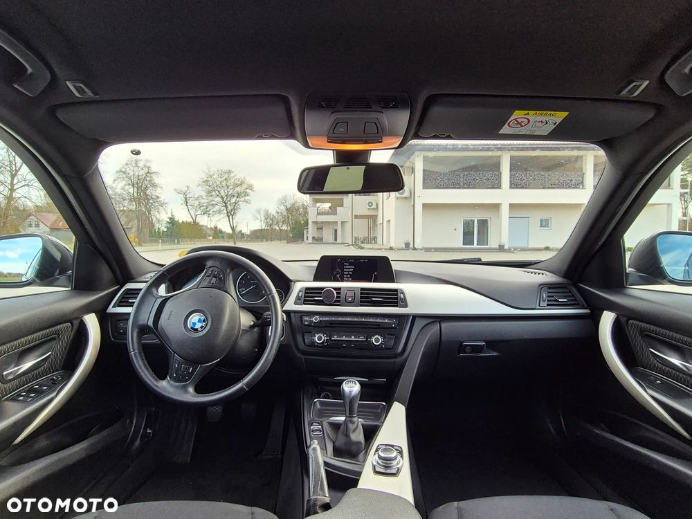 BMW Seria 3 318d - 8