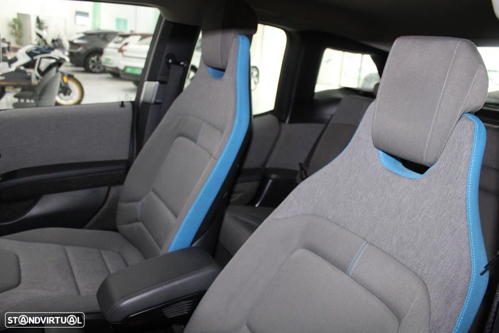 BMW i3 (60 Ah) - 12