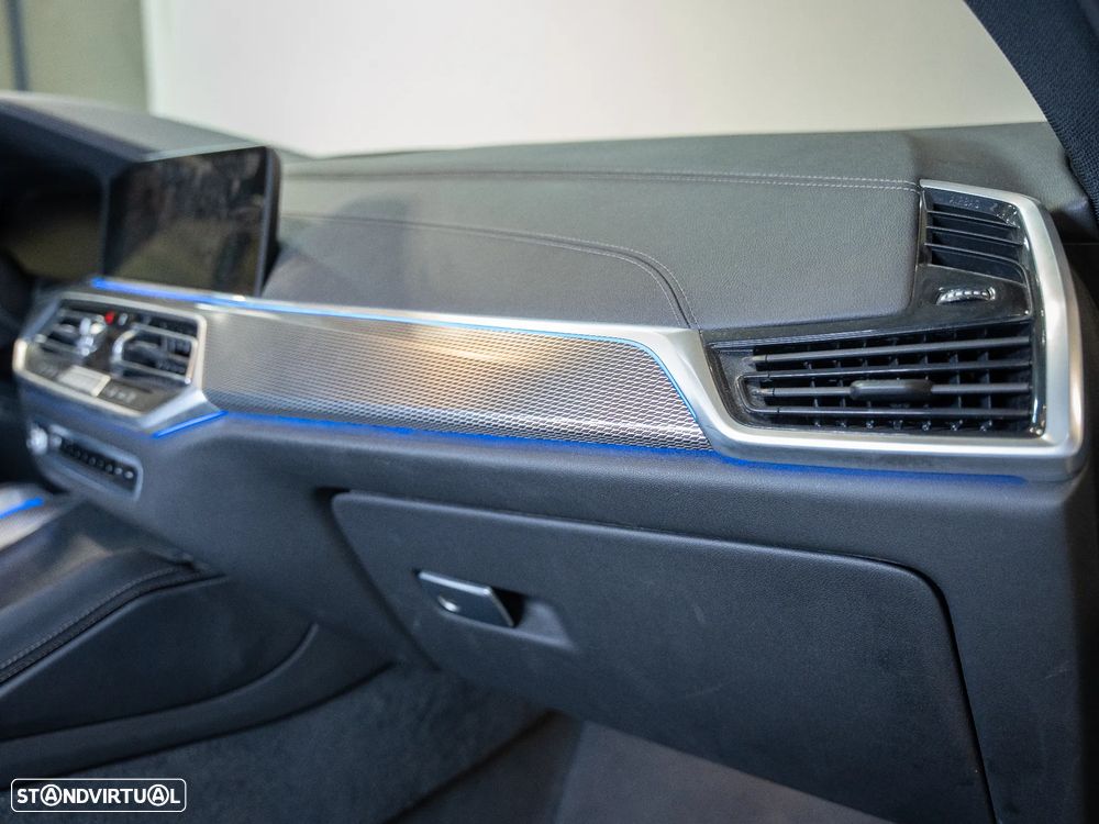 BMW X6 40 d xDrive Pack M - 18