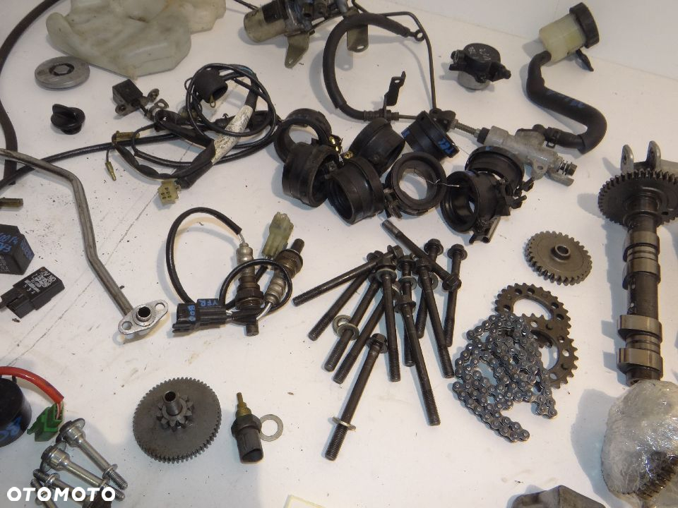 VFR 800 VTEC przekaźnii czujnik cewkofajka wałek rozrządu pokrywa krociec koło magnesowe R115 - 11