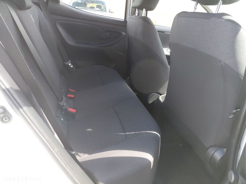 Toyota Yaris 1.0 Comfort - 10