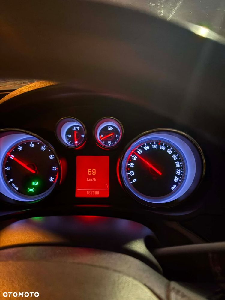 Opel Insignia 2.0 T Edition 4x4 - 14