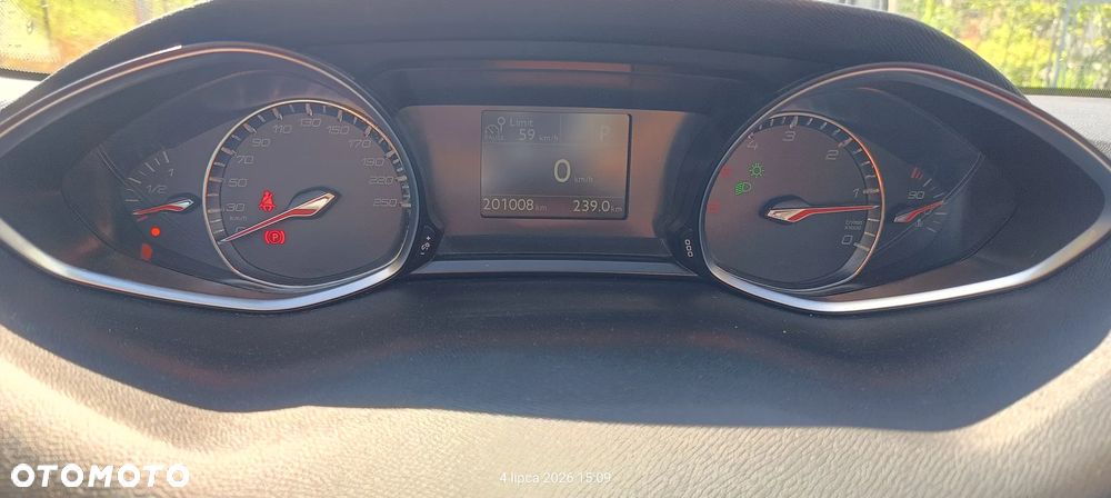 Peugeot 308 BlueHDi 120 EAT6 Stop & Start Allure - 23