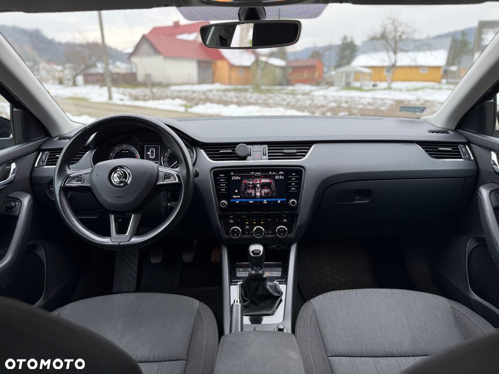 Skoda Octavia ver-1-4-tsi-style - 10