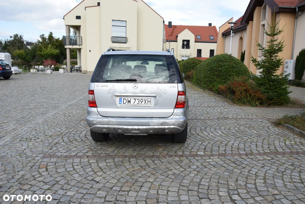 Mercedes-Benz ML - 6