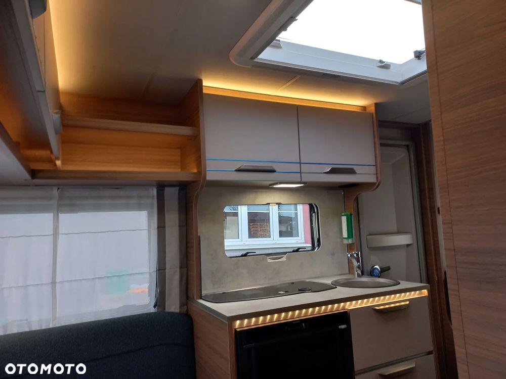 KNAUS Sport 400 LK, Piętrowe łóżko - 17