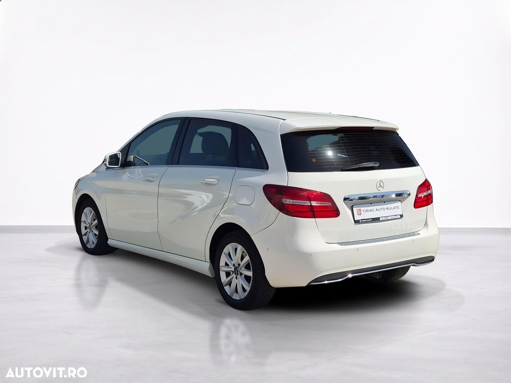 Mercedes-Benz B 180 - 4