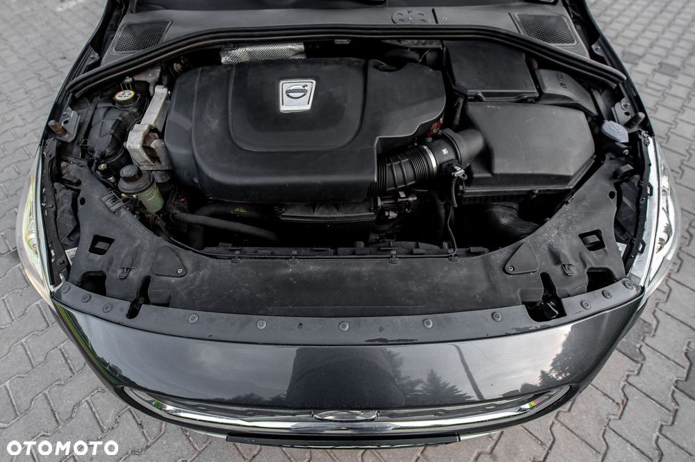 Volvo V60 D3 Geartronic RDesign - 17