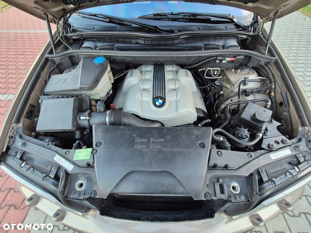 BMW X5 4.4 i Edition Exclusive Sport - 24