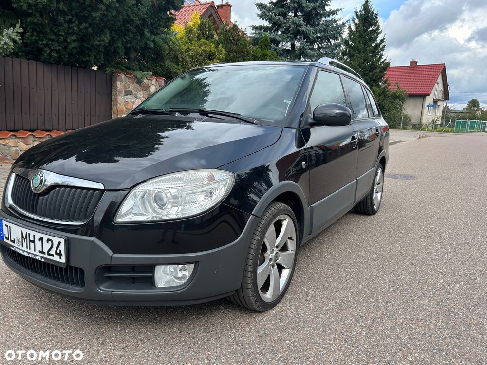 Skoda Fabia 1.6 16V Scout - 16