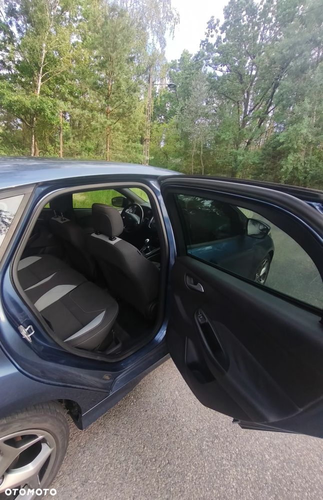 Ford Focus - 13