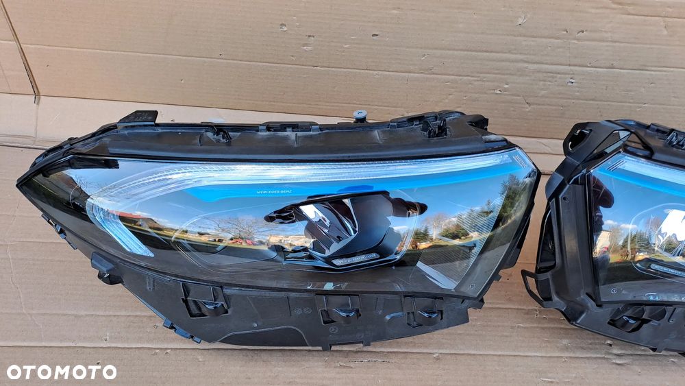 MERCEDES EQA EQB W243 FULL LED PRAWA LEWA LAMPA A2439062701 A2439062801 - 2
