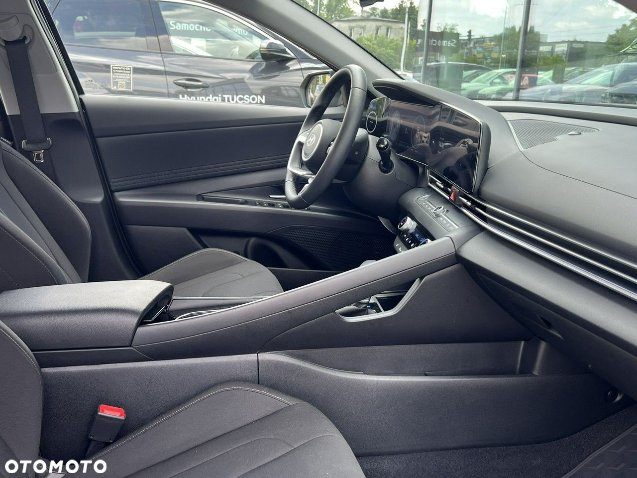 Hyundai Elantra - 11
