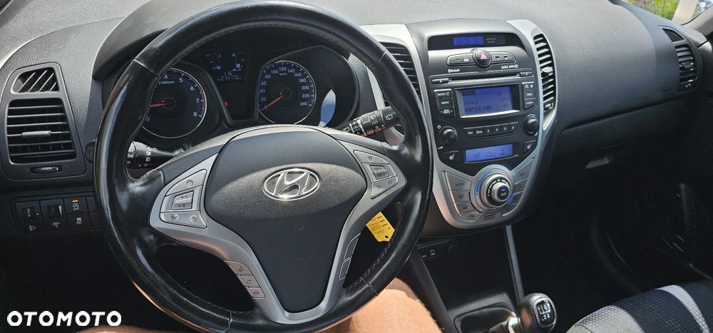Hyundai ix20 1.4 blue Comfort - 25