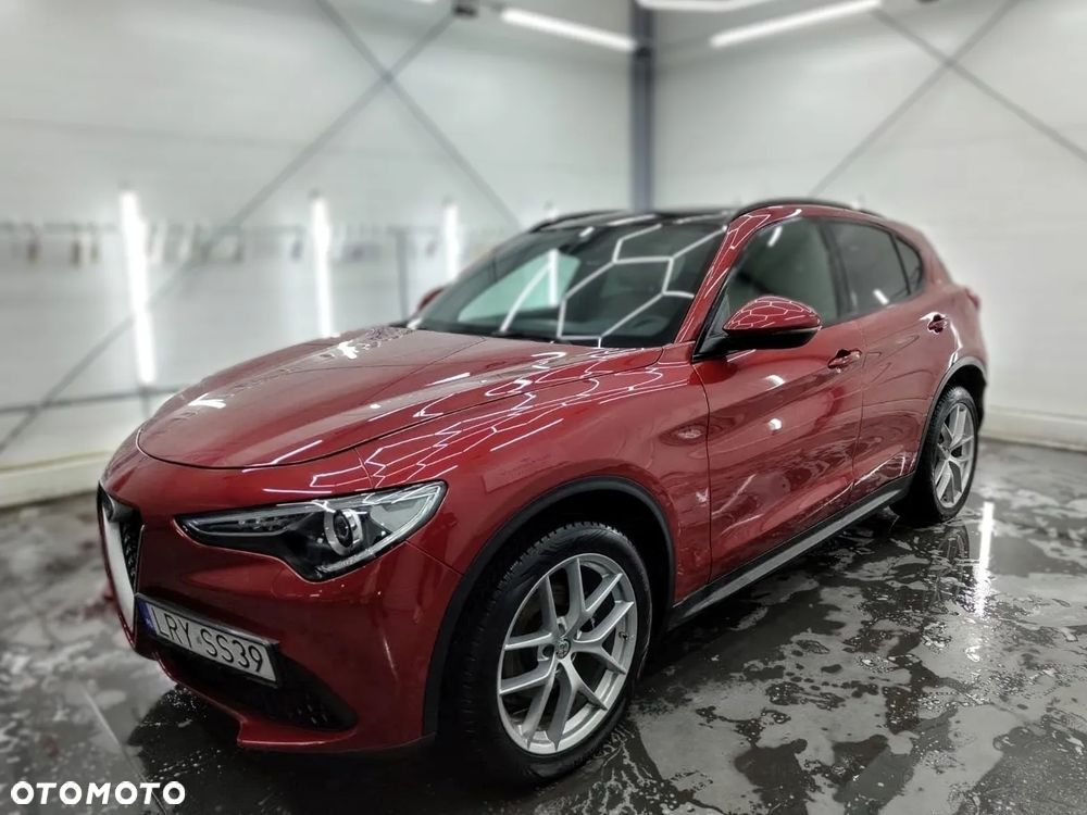 Alfa Romeo Stelvio 2.0 Turbo 16V AT8-Q4 Ti - 31