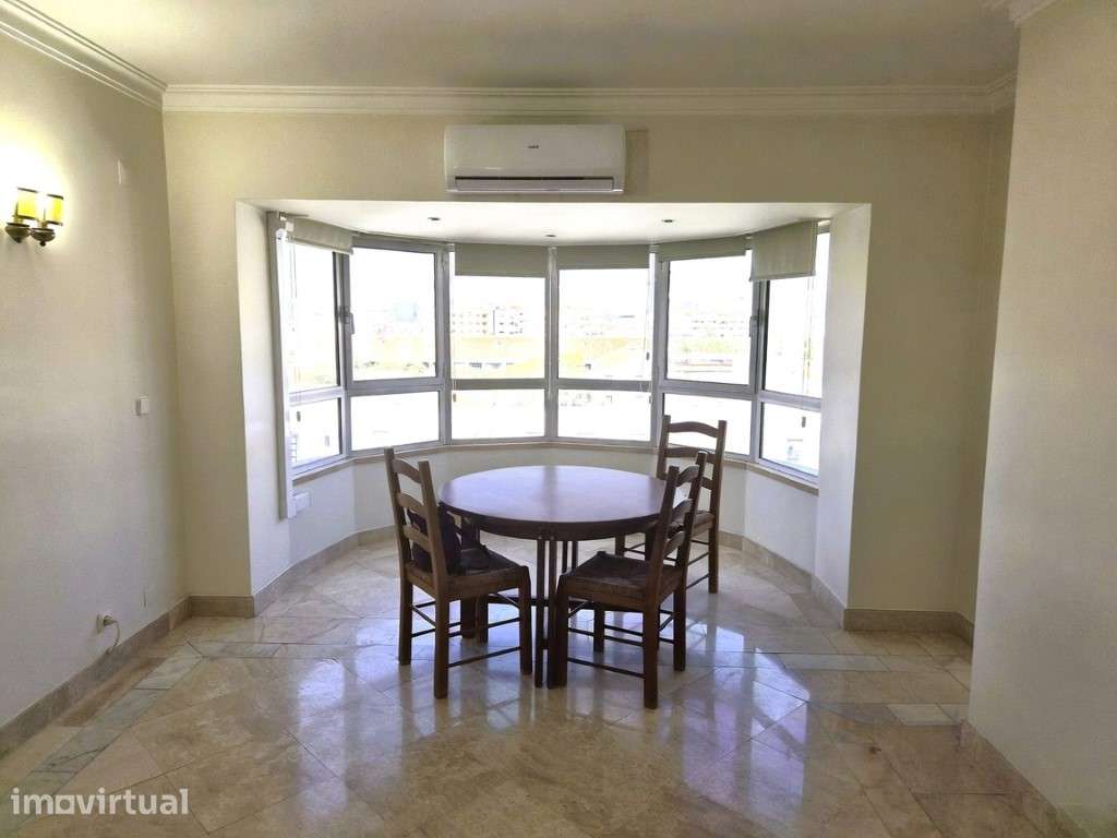 Apart. T2 com Suite no 9º Piso - Encosta das Olaias, Lisboa - Grande imagem: 3/35