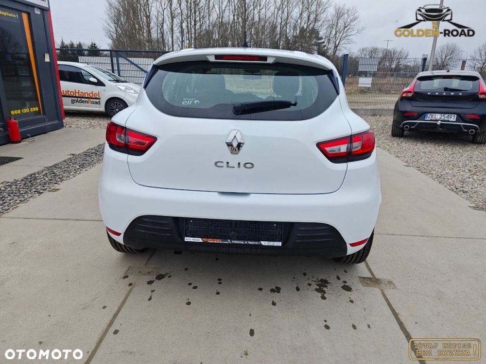 Renault Clio - 7