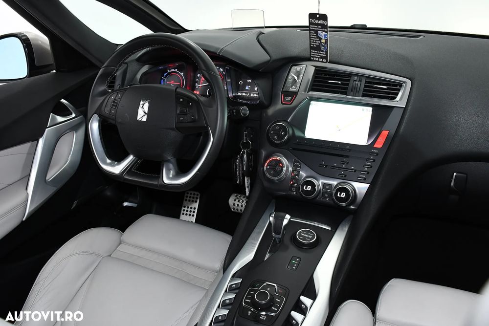 Citroën DS5 Hybrid4 EGS6 SportChic - 5