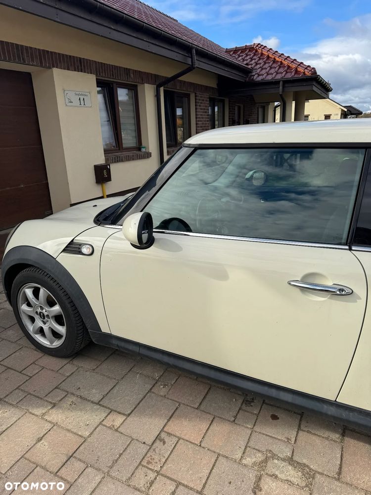 MINI ONE Standard - 3