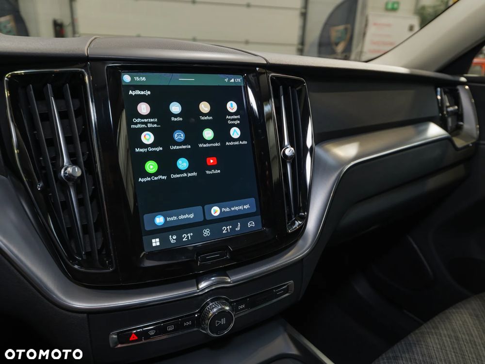 Volvo XC 60 B4 D AWD Core - 32