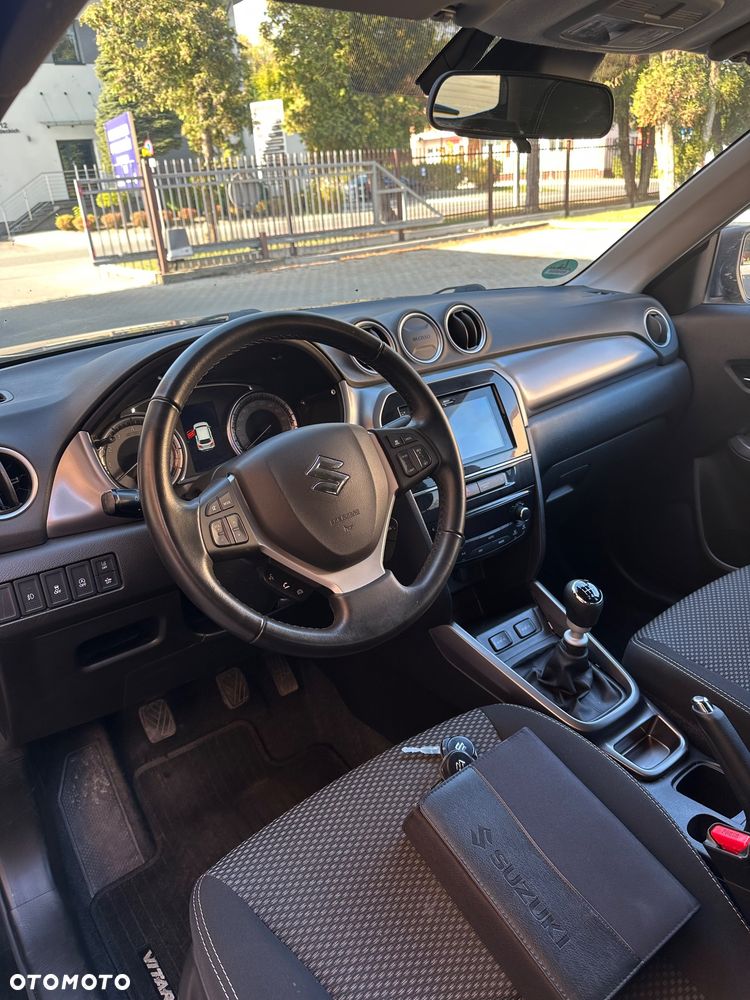 Suzuki Vitara 2023 photo 5