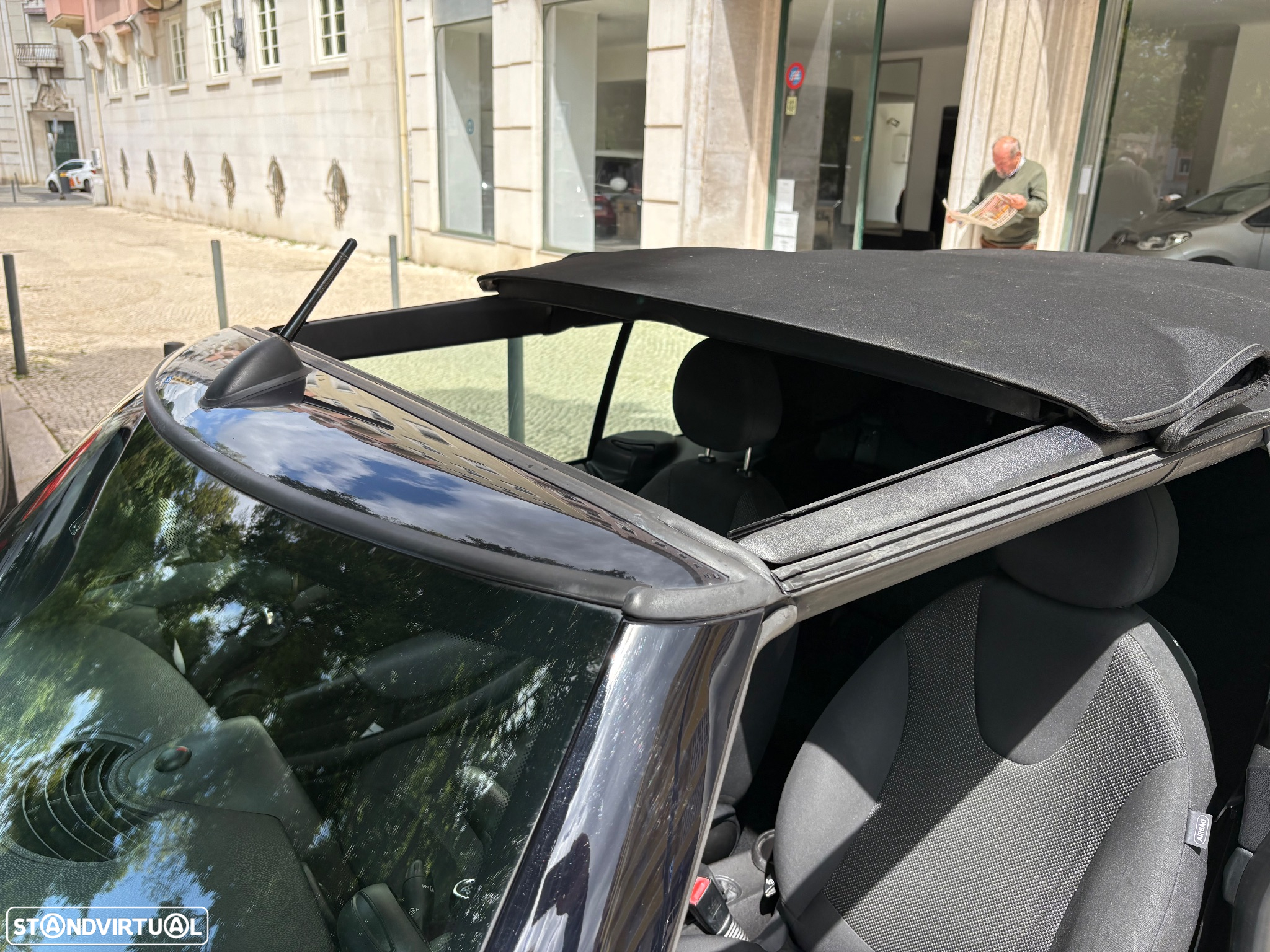 MINI Cabrio Cooper D - 9