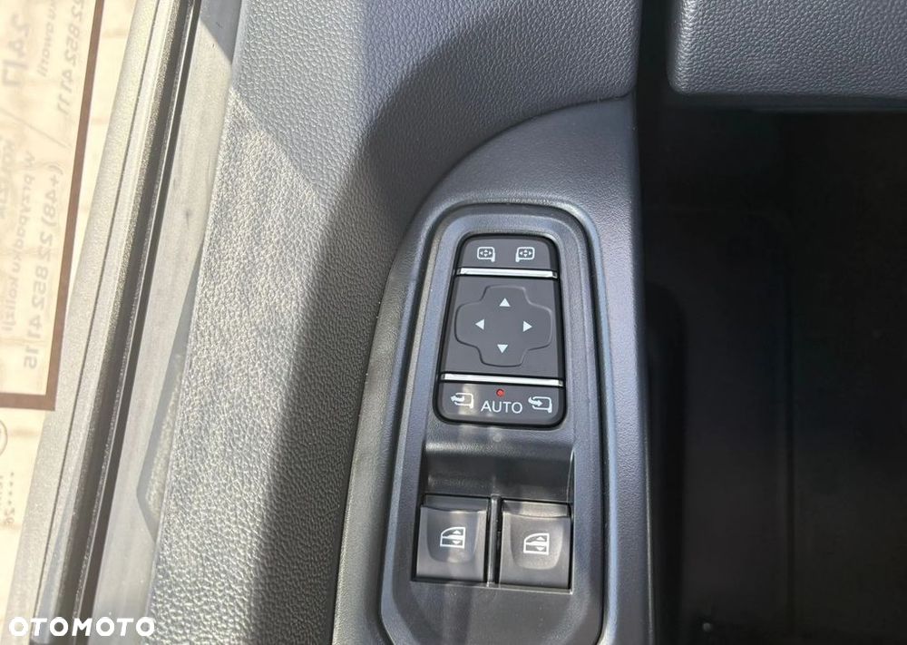 Renault Trafic - 21