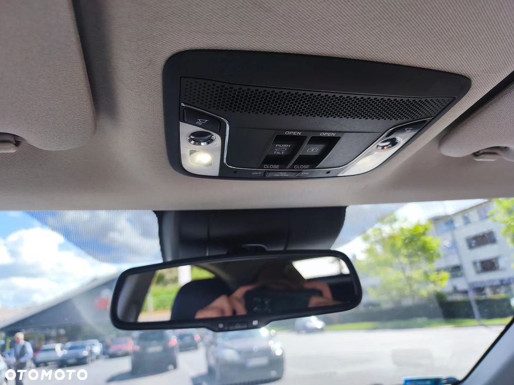 Honda HR-V 1.5 Executive (ADAS / Connect+) CVT - 12