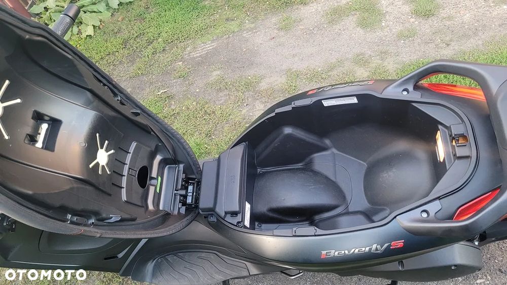 Piaggio Beverly - 4