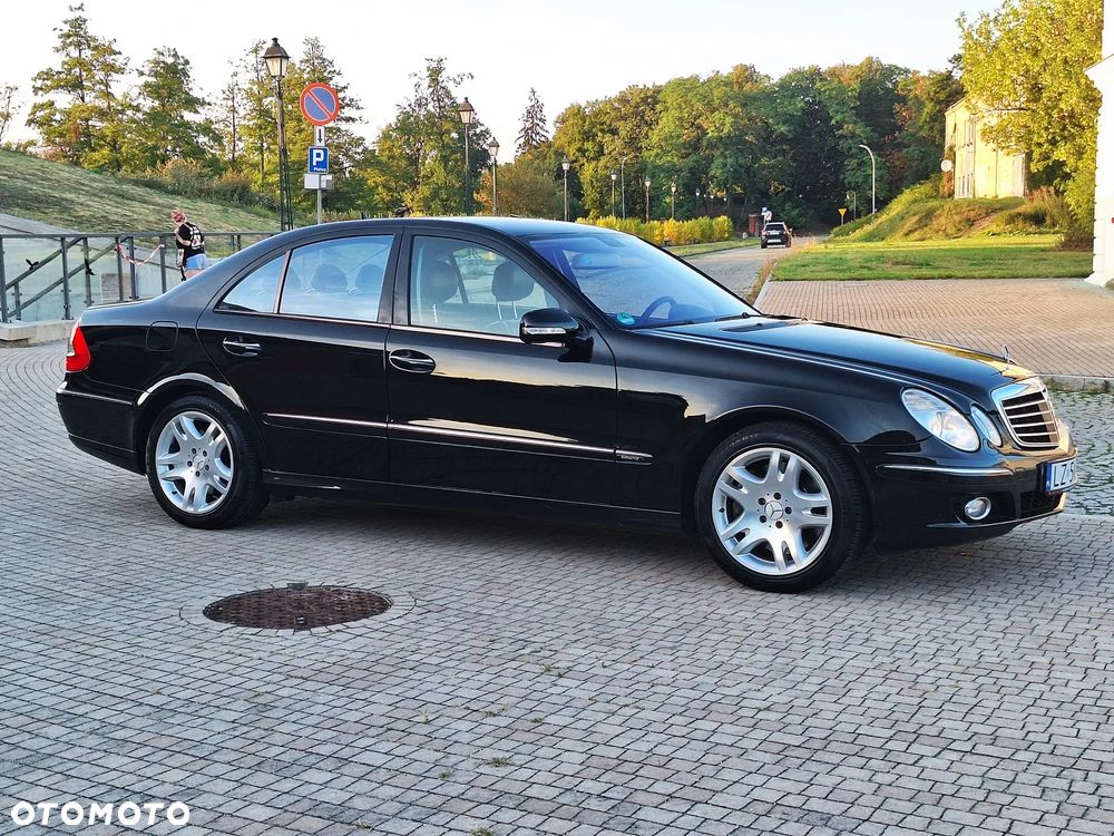Mercedes-Benz Klasa E 500 Elegance - 26