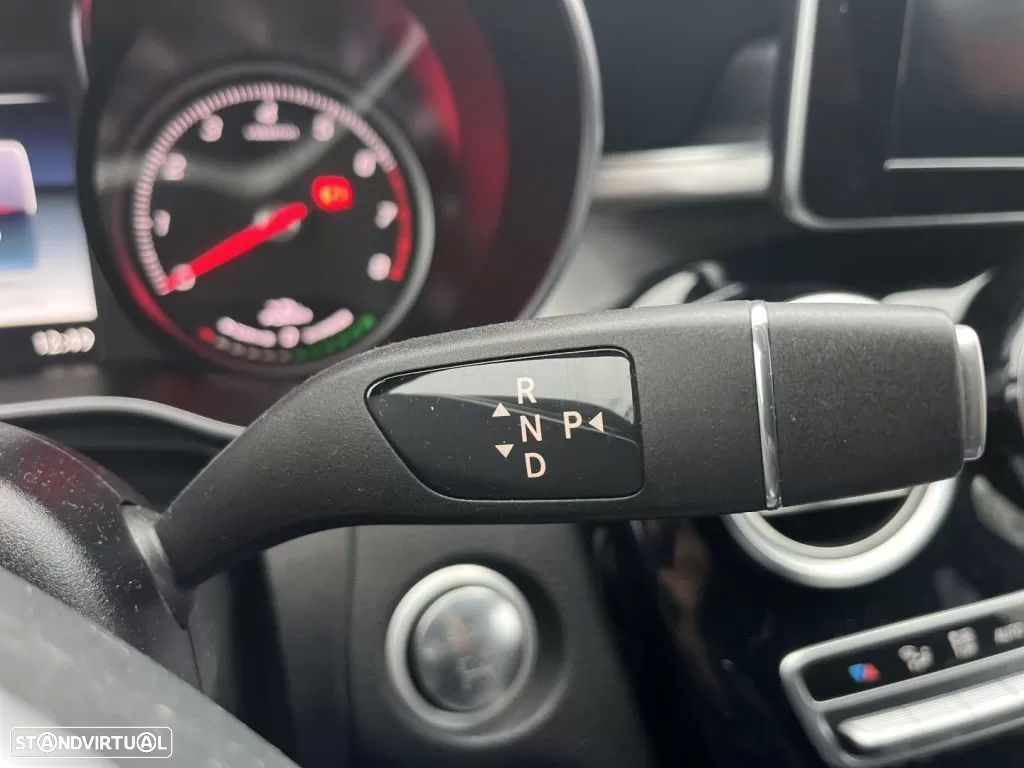 Mercedes-Benz C 350 e T 7G-TRONIC AMG Line - 41