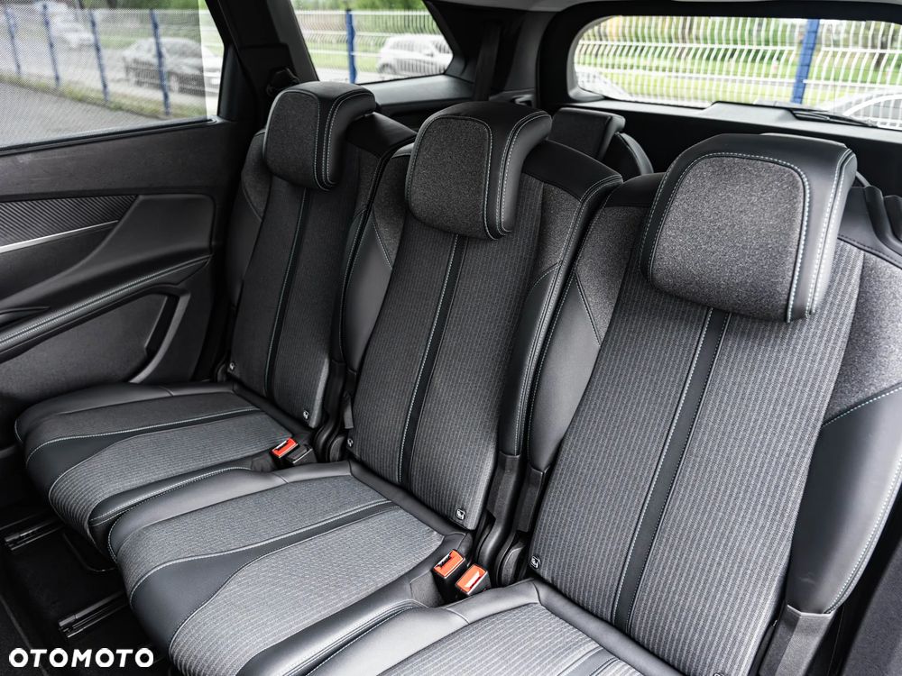 Peugeot 5008 BlueHDi 130 Allure Pack - 28