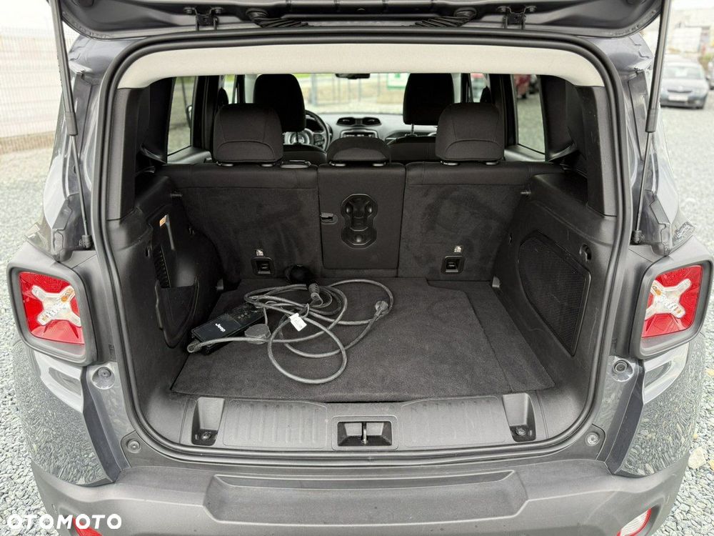 Jeep Renegade - 40