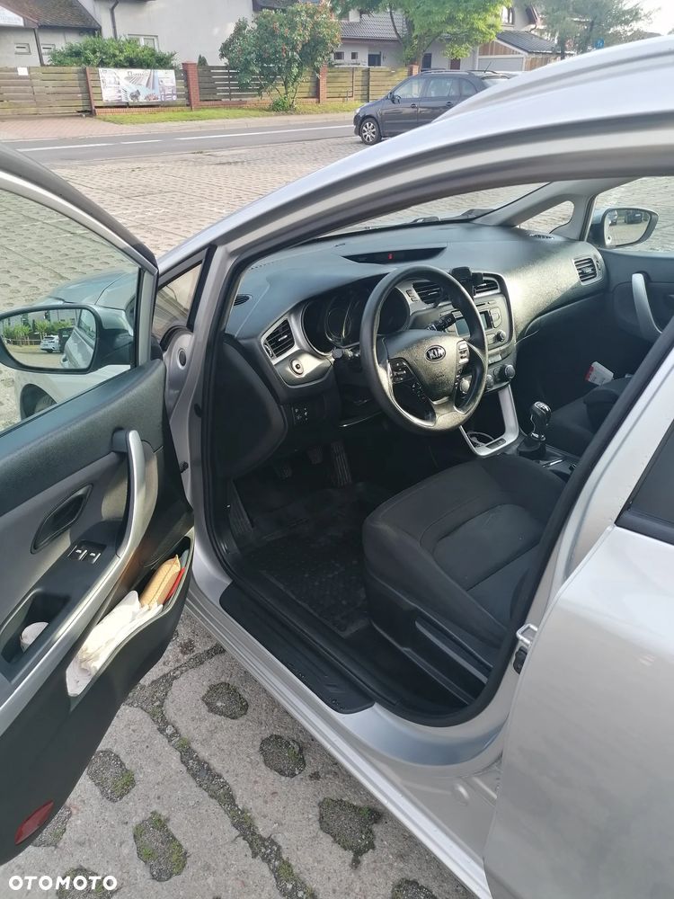 Kia Ceed 1.6 CRDi M - 4