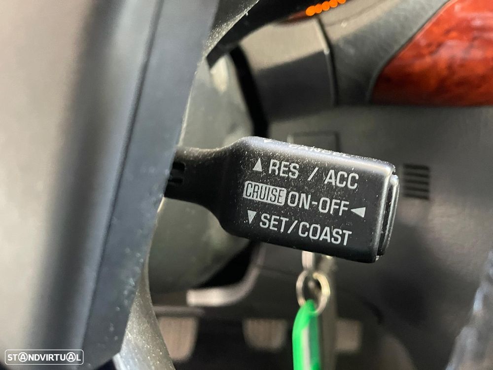 Toyota Avensis SW 2.0 D-4D Executive - 14