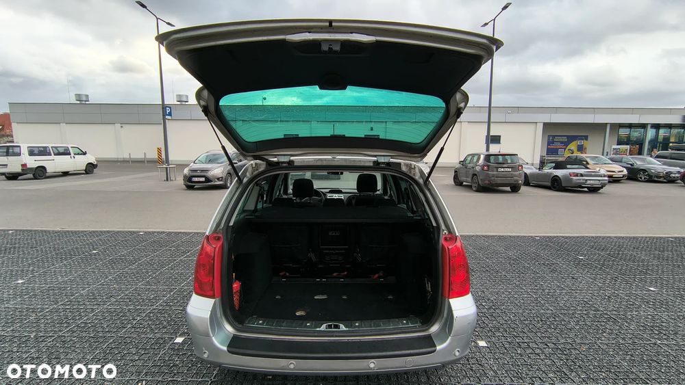 Peugeot 307 SW 110 - 16