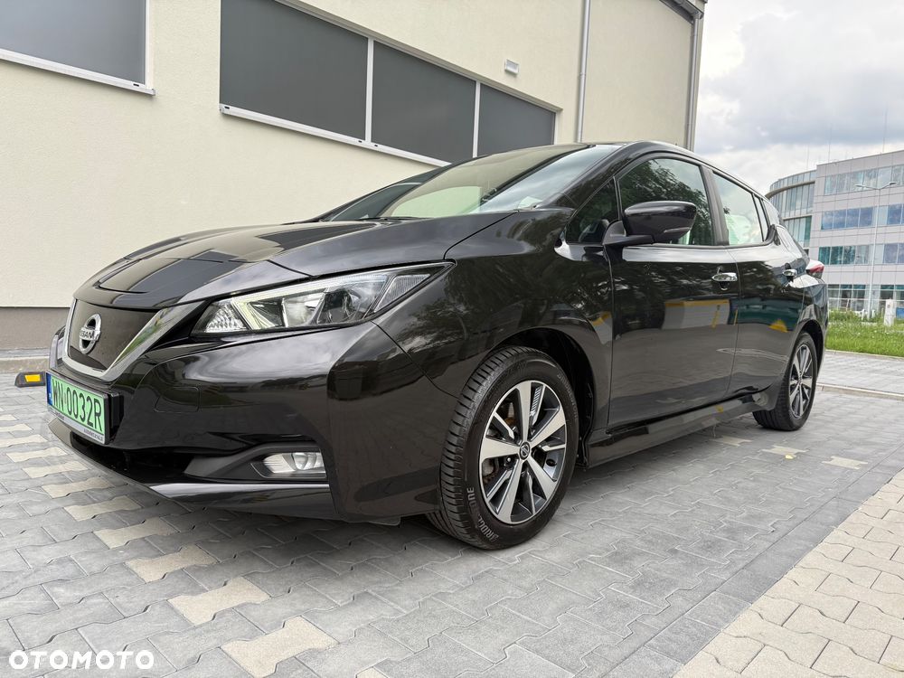 Nissan Leaf - 1