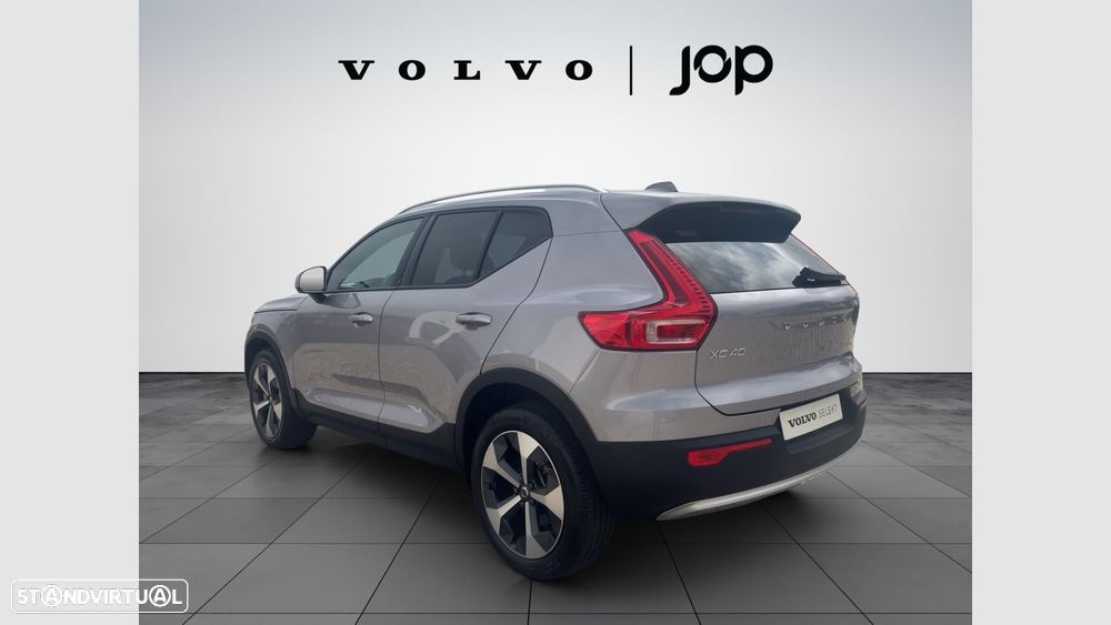 Volvo XC 40 2.0 B3 Plus Dark - 4