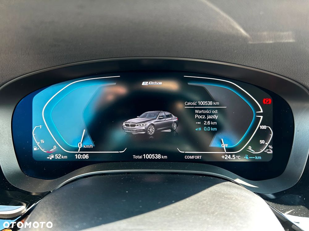 BMW Seria 5 530e iPerformance Luxury Line - 26