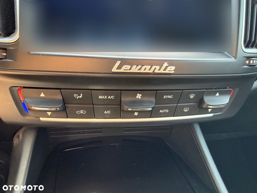Maserati Levante S Q4 - 22