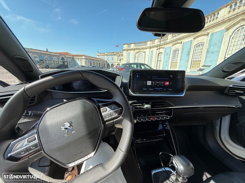 Peugeot 2008 1.2 PureTech Allure Pack - 9