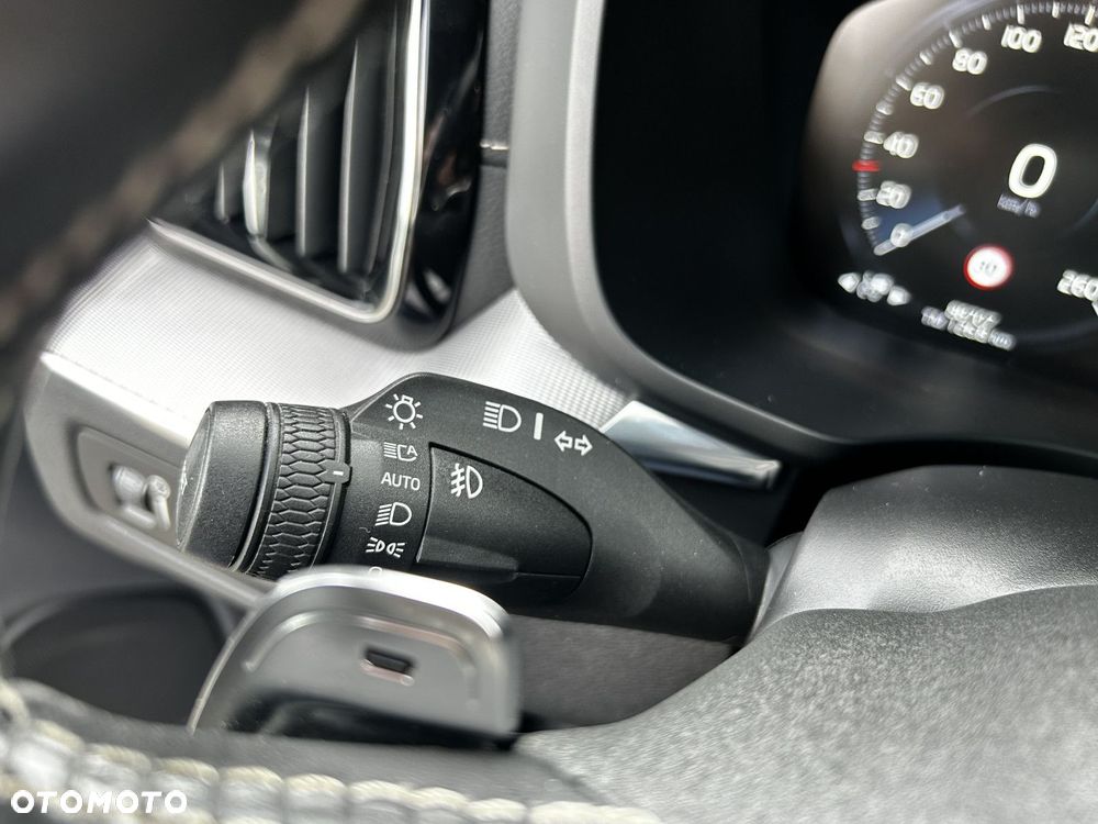 Volvo XC 60 - 24