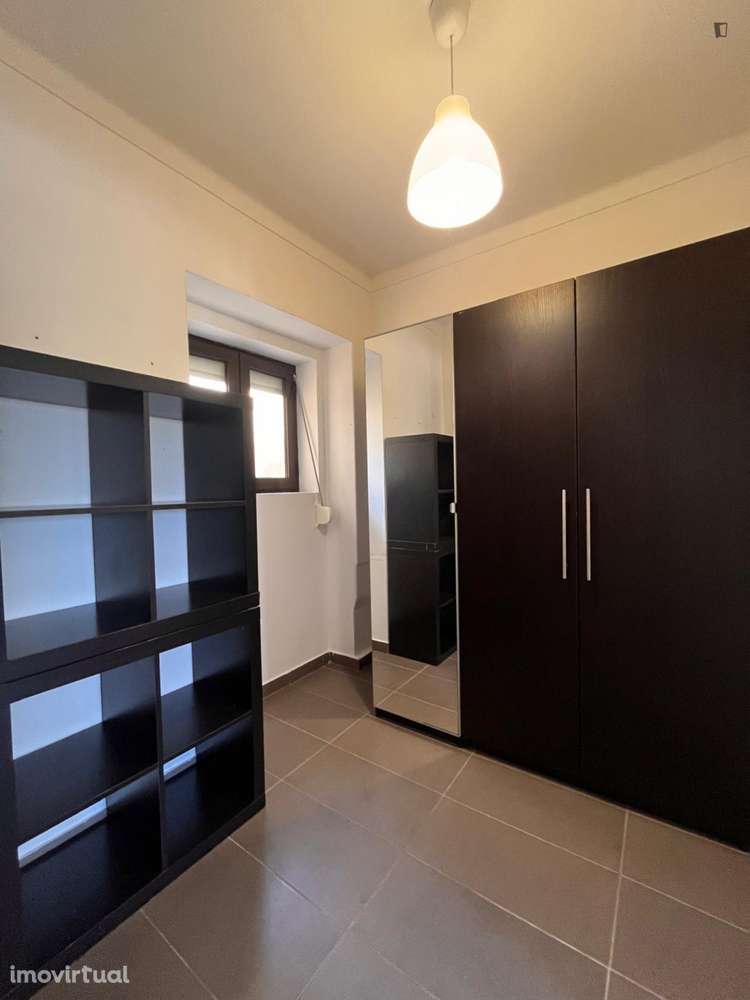 Quarto - localizado em Cidral Coimbra - Grande imagem: 4/25