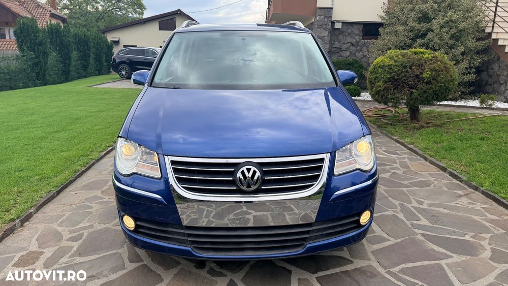 Volkswagen Touran 1.9 TDI Highline - 1