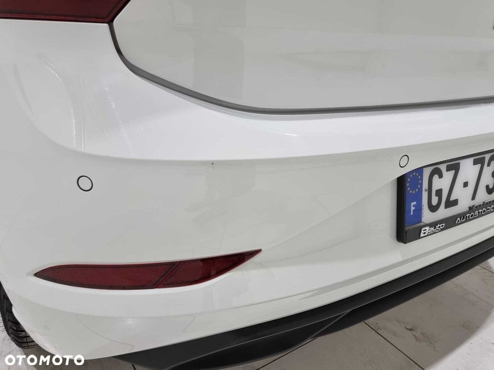 Volkswagen Polo - 32