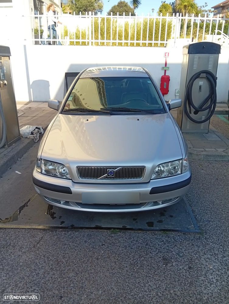 Volvo S40 1.9 D CR - 1