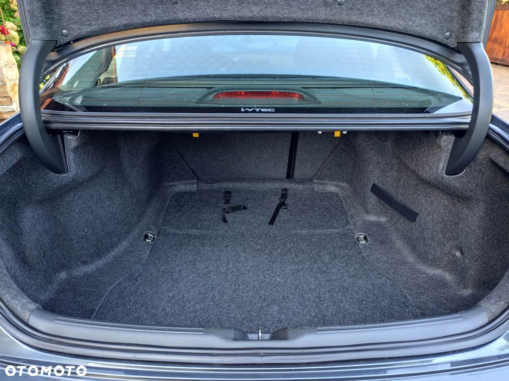 Honda Accord 2.4 i Executive - 19